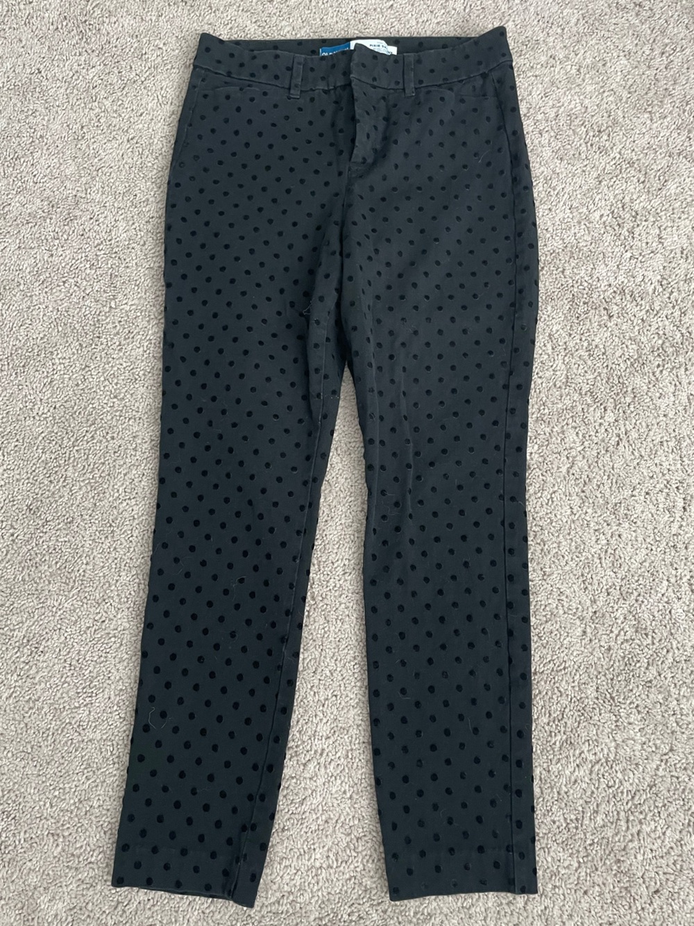 Old Navy Pixie Skinny High-Rise Secret-Smooth black polka dot Ankle Pants Size 6